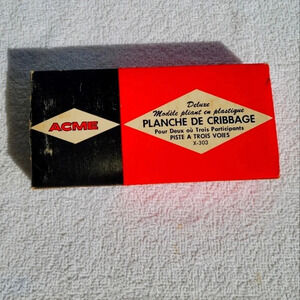 Vintage  Folding Cribbage Board and Pegs